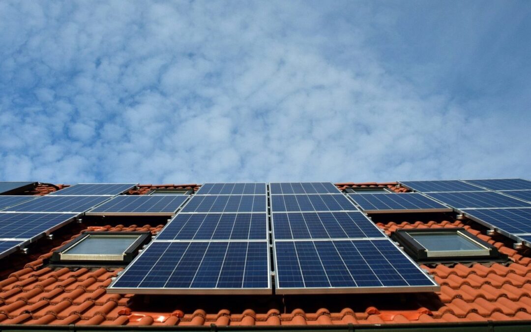 Česko je na změnu energetiky připravené, ukázal obrovský zájem o modernizační fond. Začátkem dubna odstartují první ostré výzvy
