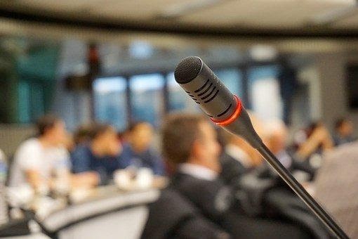 Realistické postoje k ochraně klimatu má představit konference v Senátu