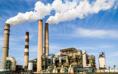 Ekonom: Cena emisních povolenek poprvé dosáhla 1 Kč za 1 kWh elektřiny