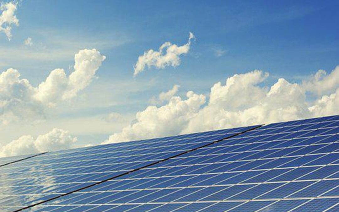 Skupina SolidSun vyvinula novou baterii pro fotovoltaické elektrárny