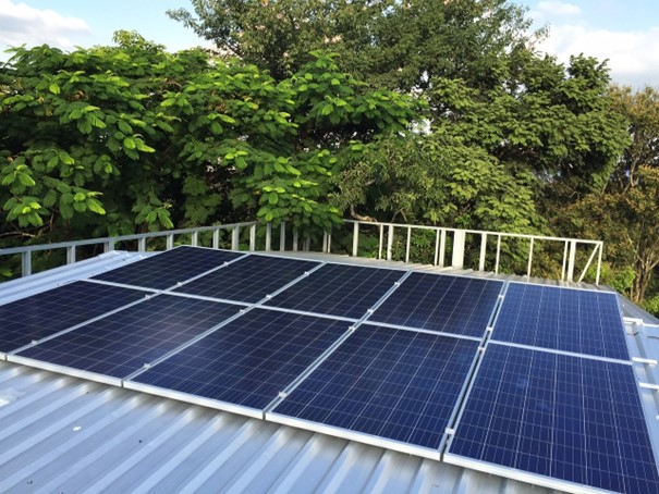 Škola vyrobí víc energie, než spotřebuje