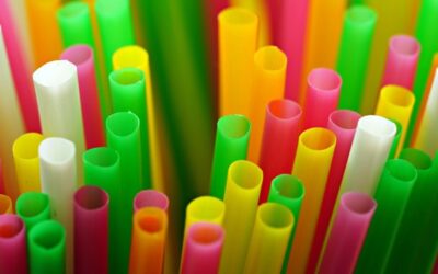 Greenpeace: Výroba plastů ohrožuje zdraví milionů lidí